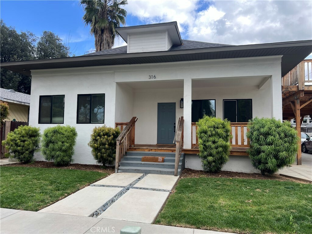 Property Photo:  316 E Clark Street  CA 92373 