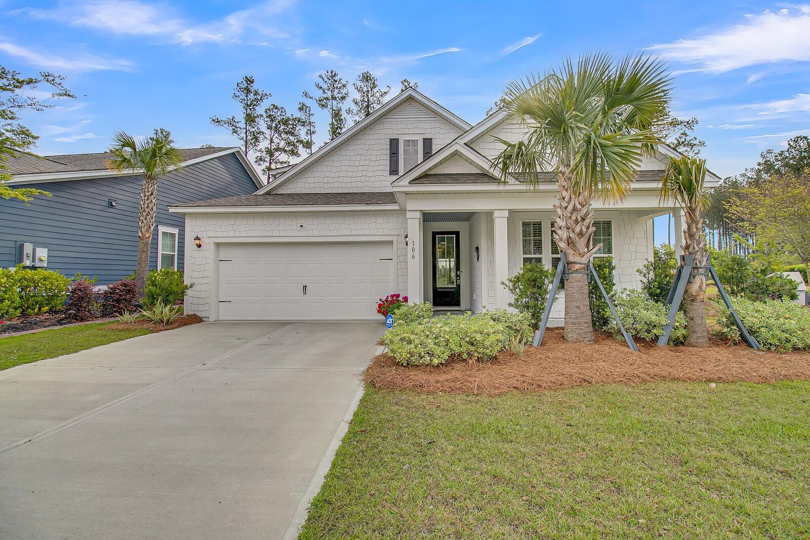Property Photo:  106 Whaler Avenue  SC 29486 