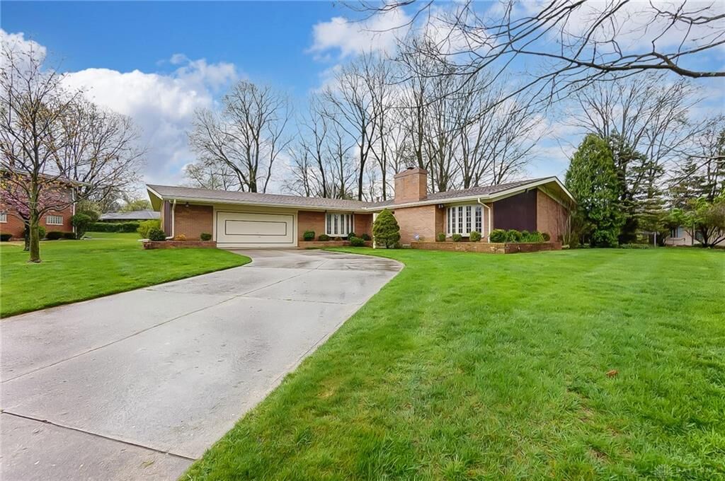Property Photo: 5596 Hugh Drive OH 45459