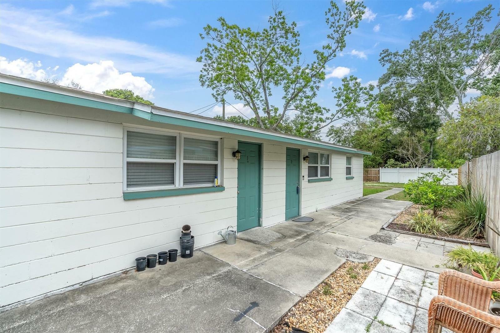 Property Photo:  6835 48th Avenue N  FL 33709 