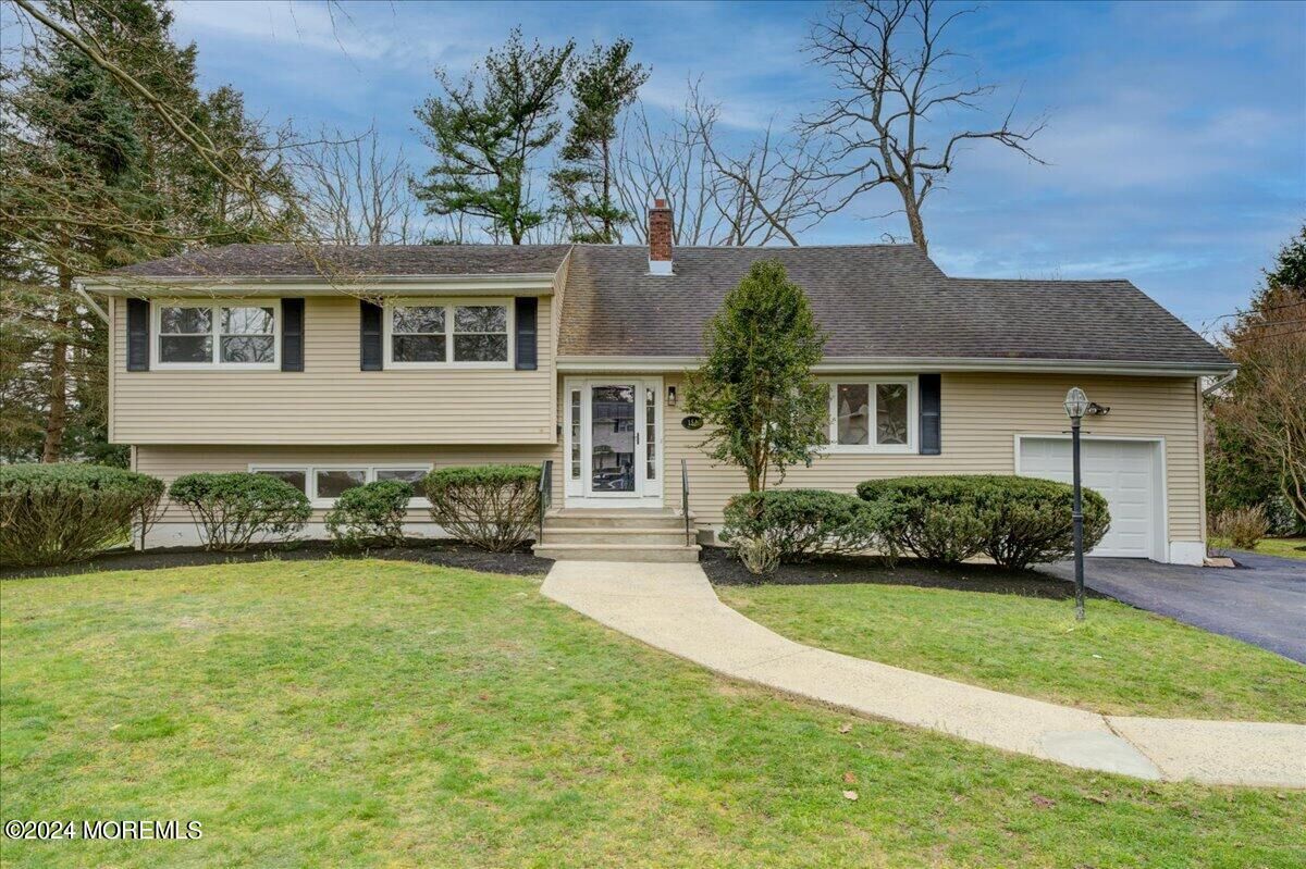 Property Photo:  154 Riveredge Road  NJ 07724 