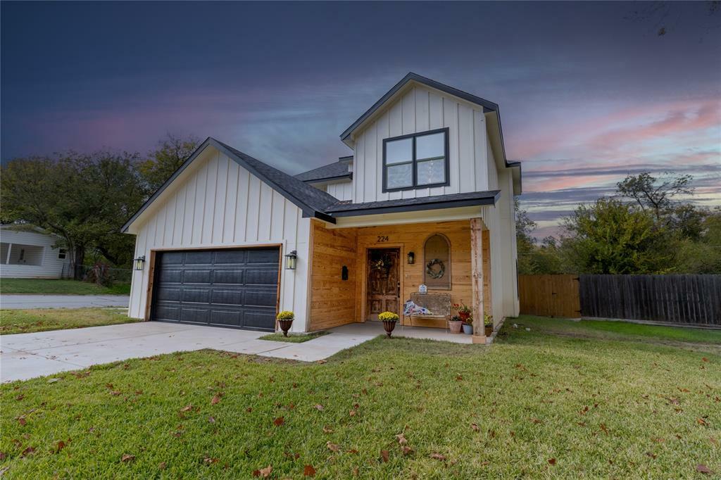 Photo de la propriété:  224 Live Oak Lane  TX 76086 