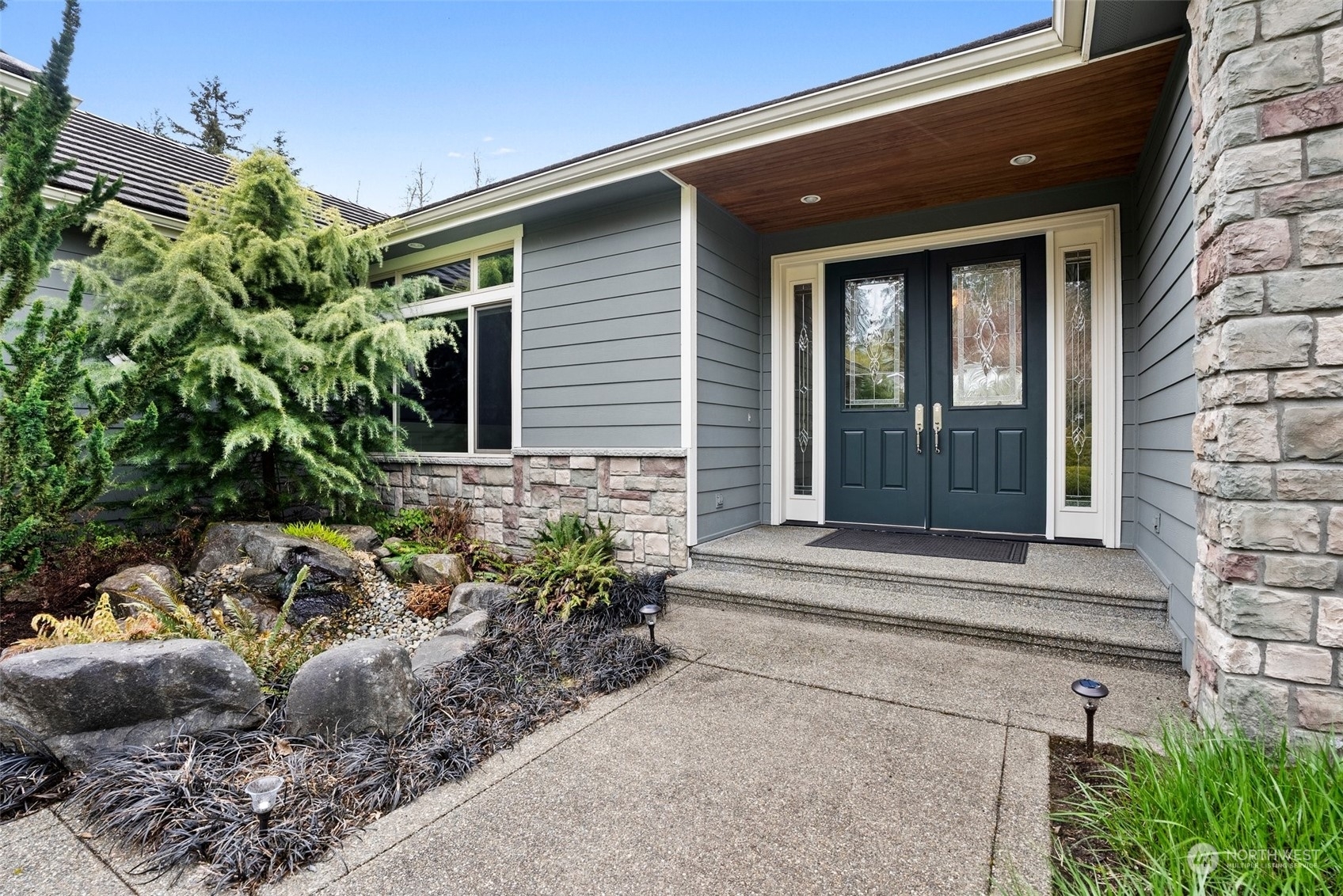 Property Photo:  3737 Kinsale Lane SE  WA 98501 