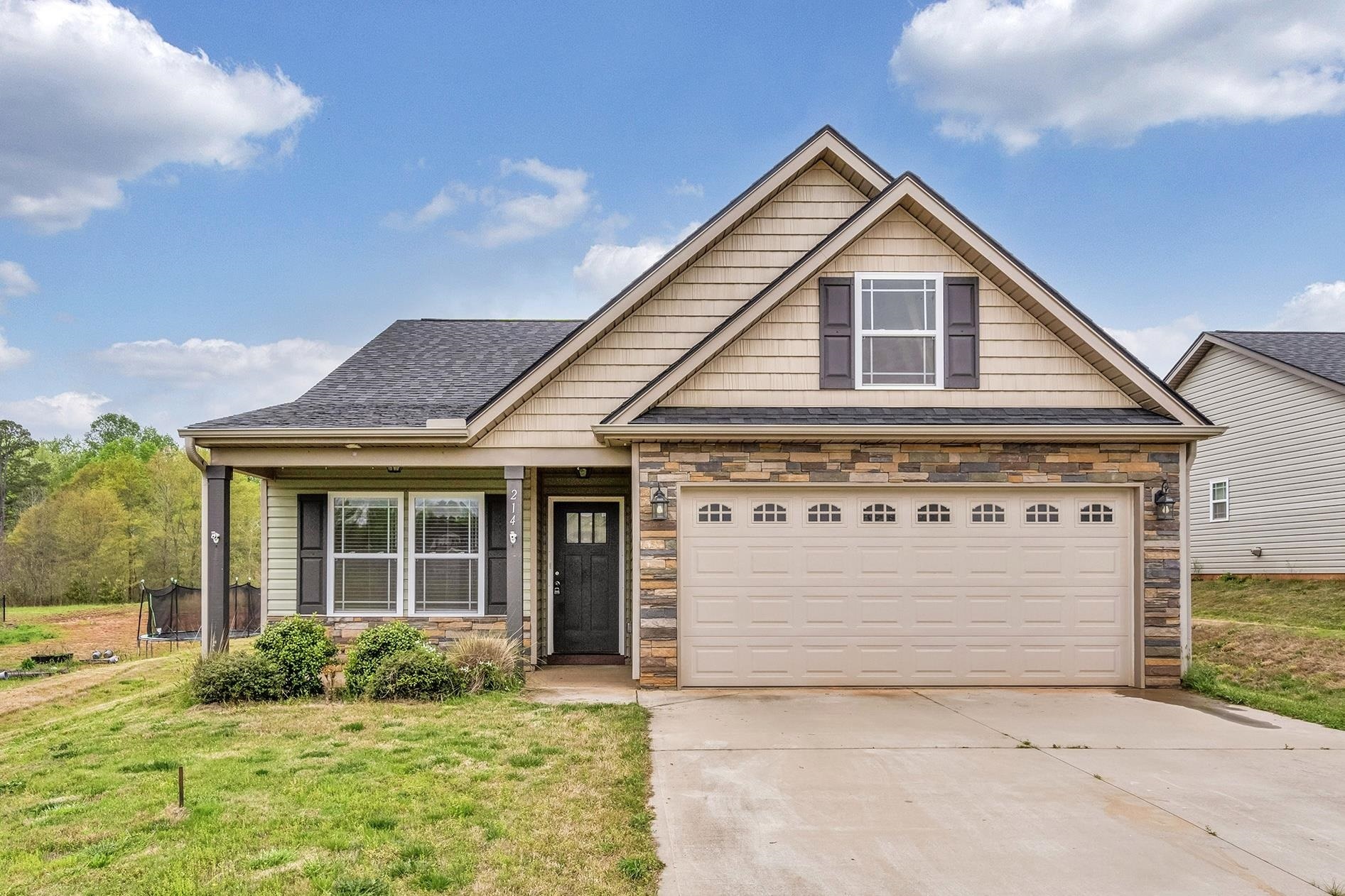 Property Photo: 214 Bertha Burns Road SC 29349