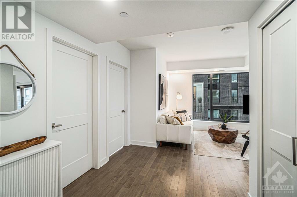 Property Photo:  340 Queen Street 2211  ON K1R 5A5 