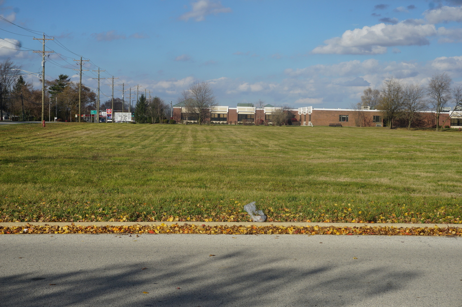 Property Photo:  1147 N Dixie Highway  IL 60401 