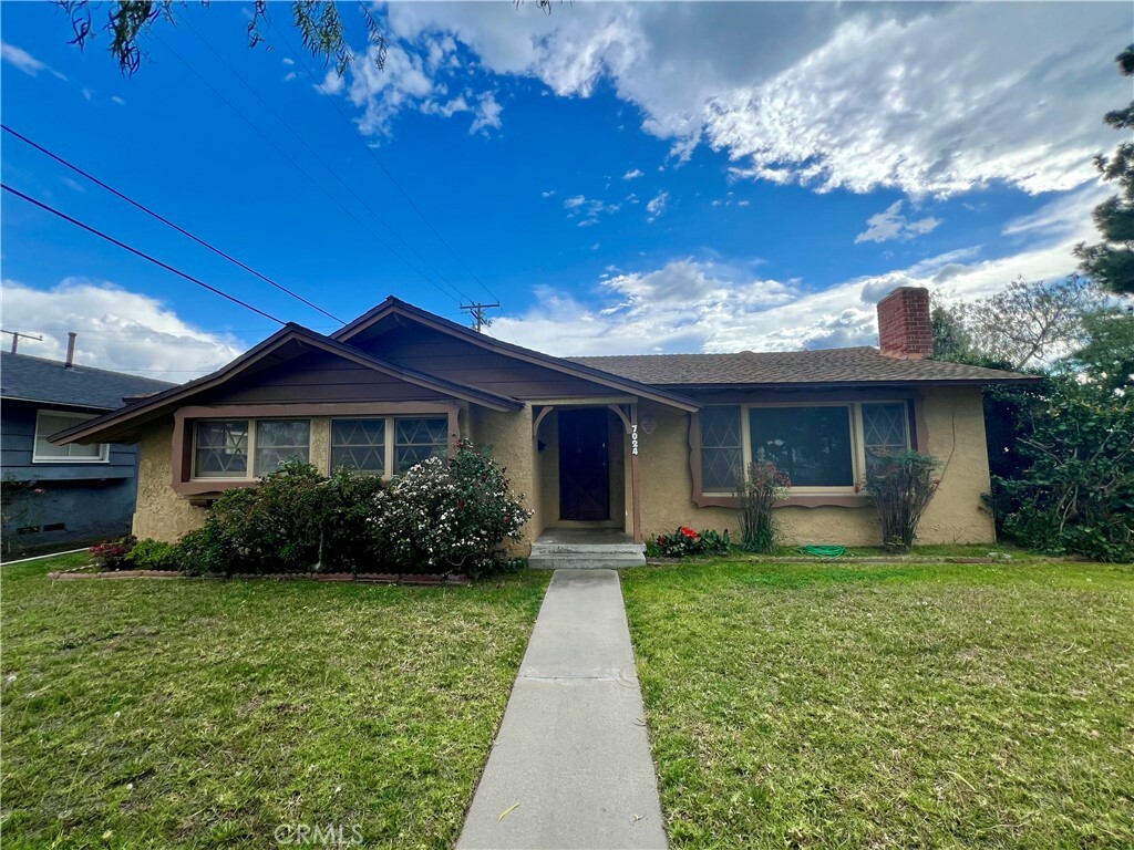 Property Photo:  7024 Santa Paula Circle  CA 90620 