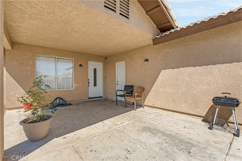 Property Photo:  66010 Hacienda Avenue  CA 92240 