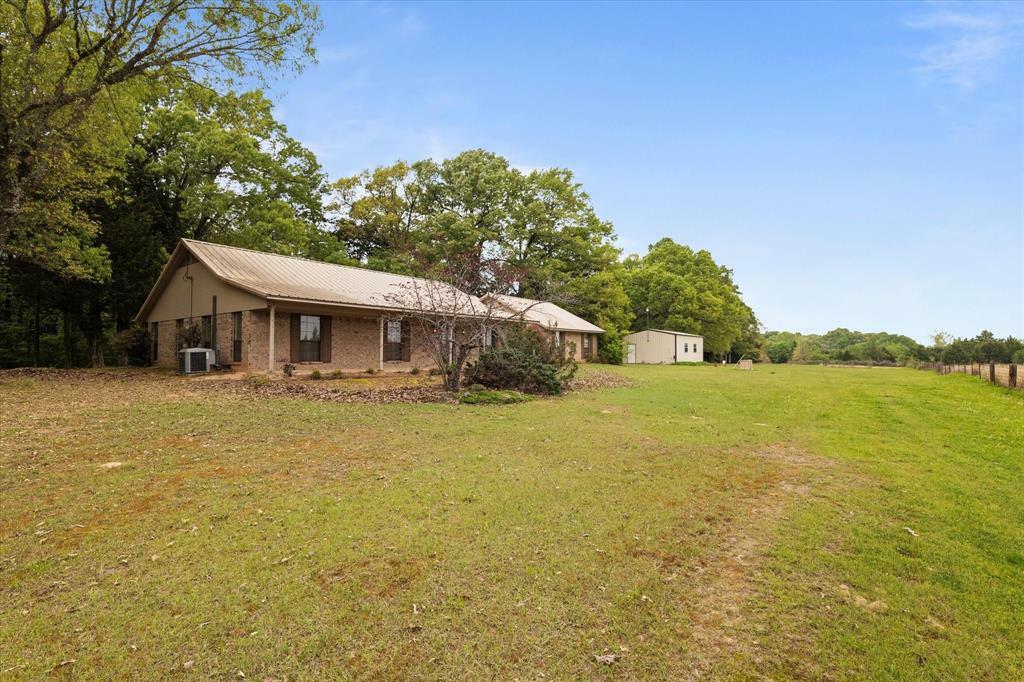 Property Photo:  2827 County Road 33800  TX 75460 