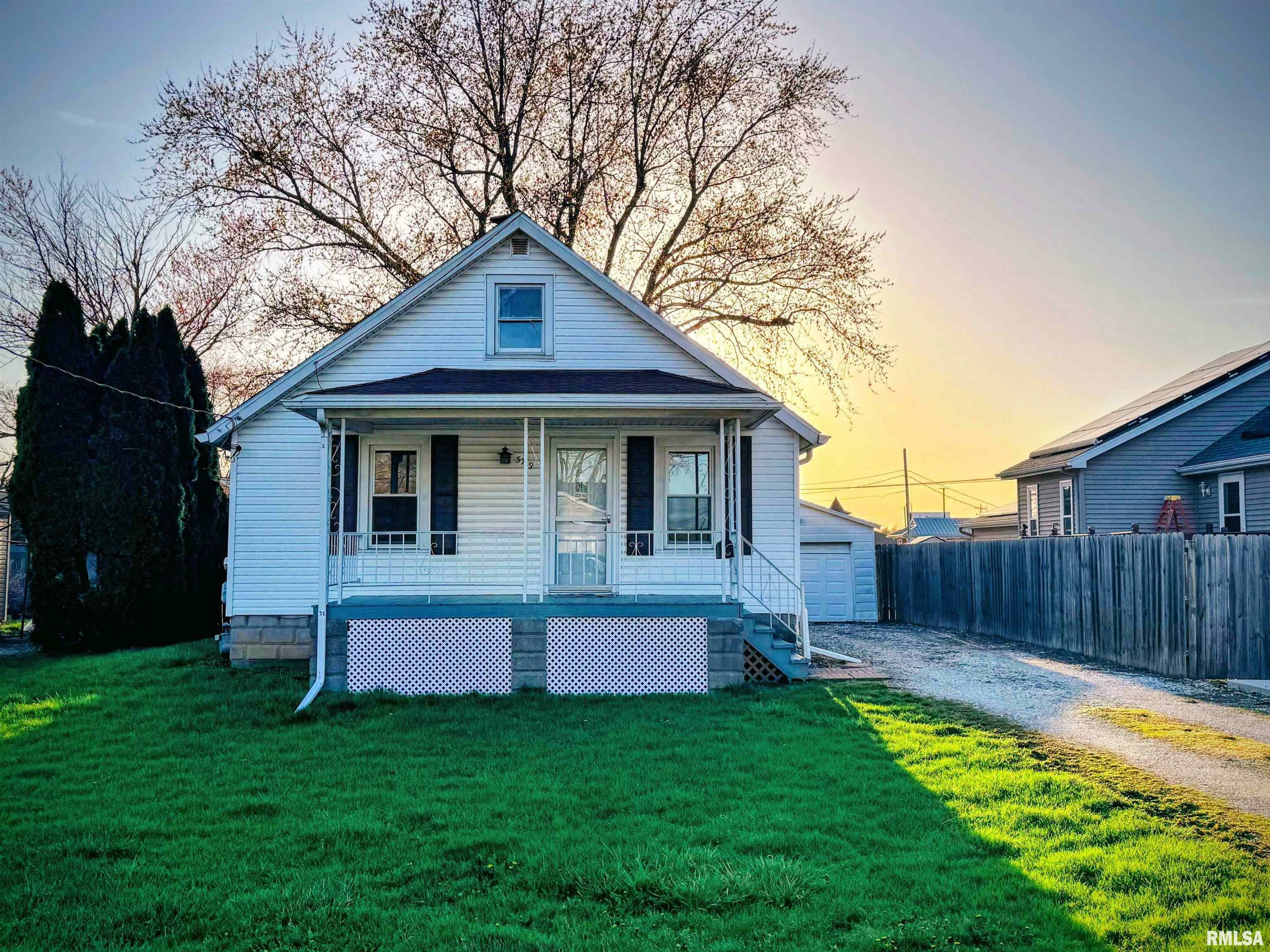 Property Photo:  3719 S Granville Avenue  IL 61607 