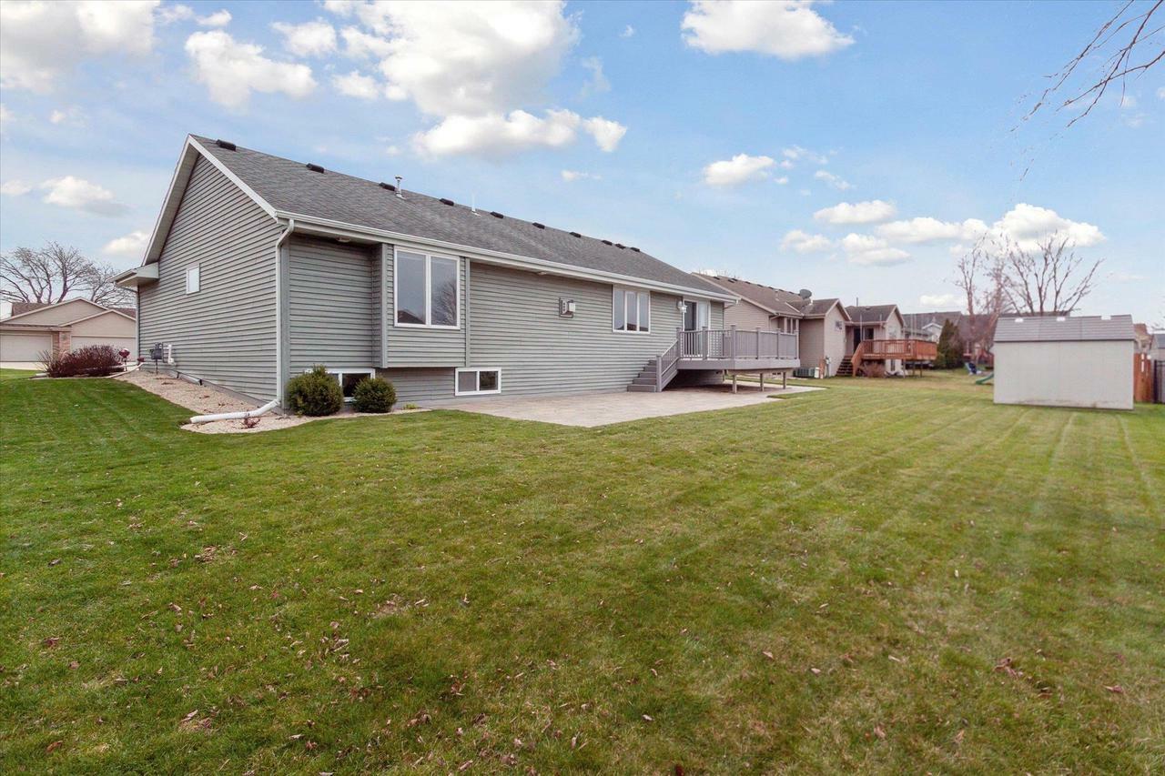 Property Photo:  2623 Meadowview Drive  WI 53546 