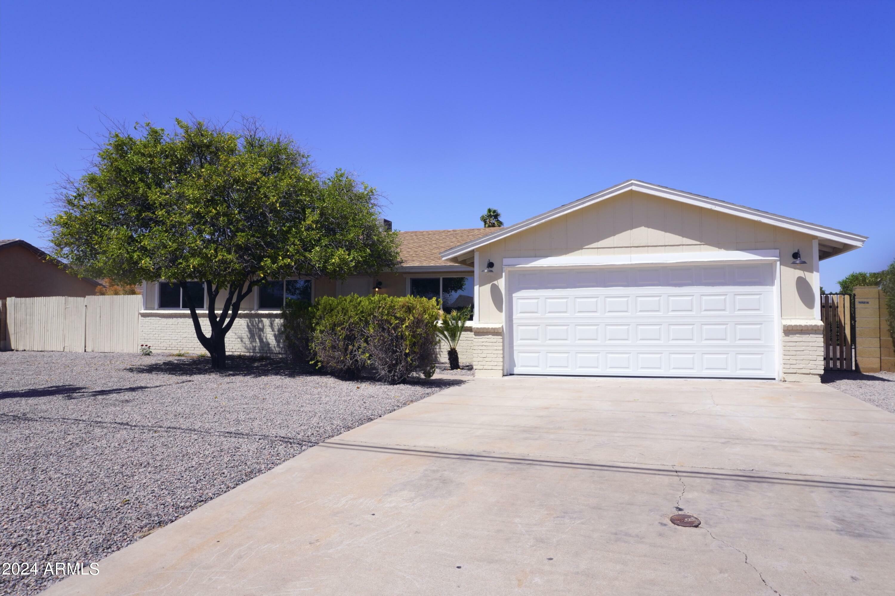 Property Photo:  220 W 16th Avenue  AZ 85120 