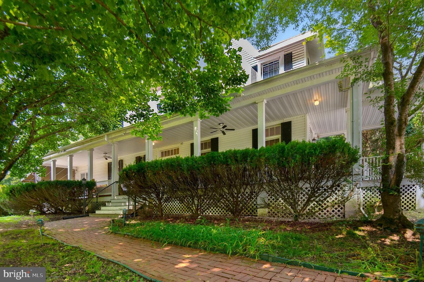 Property Photo: 7511 Lhirondelle Club Road MD 21204