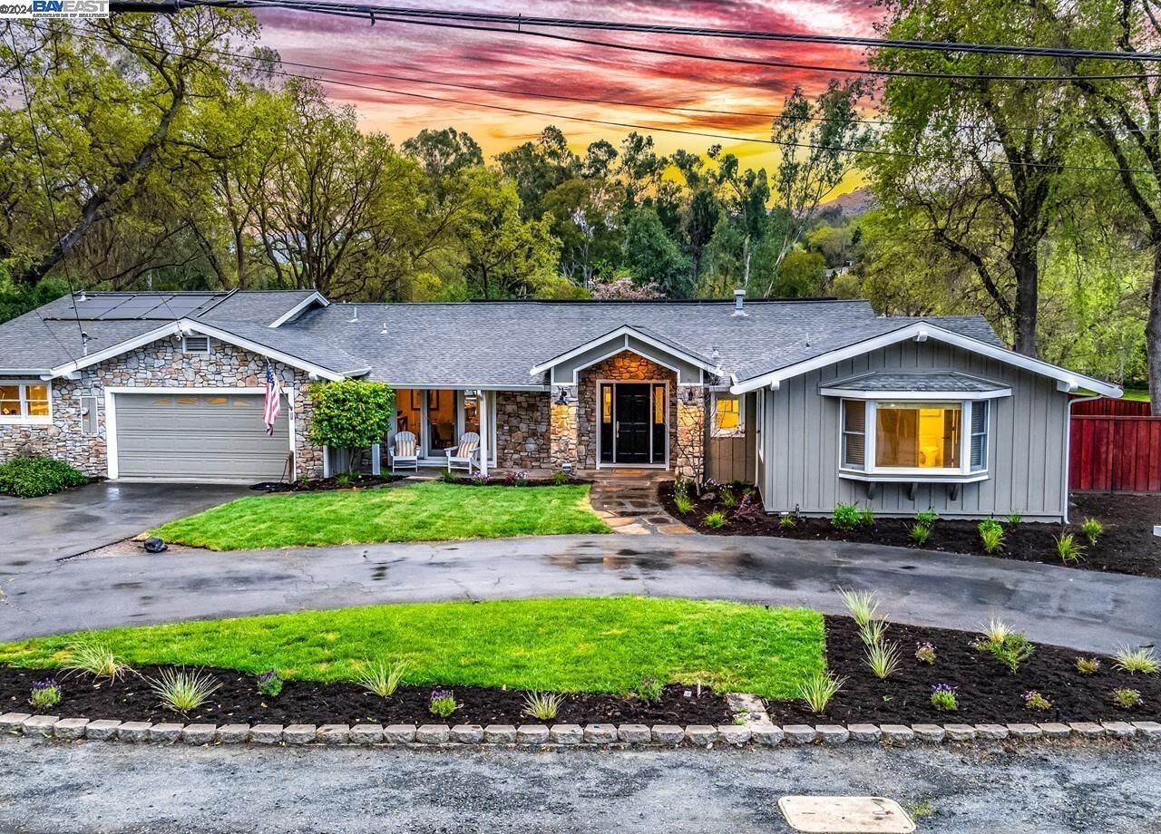 Property Photo:  1305 Milton Ave  CA 94596 