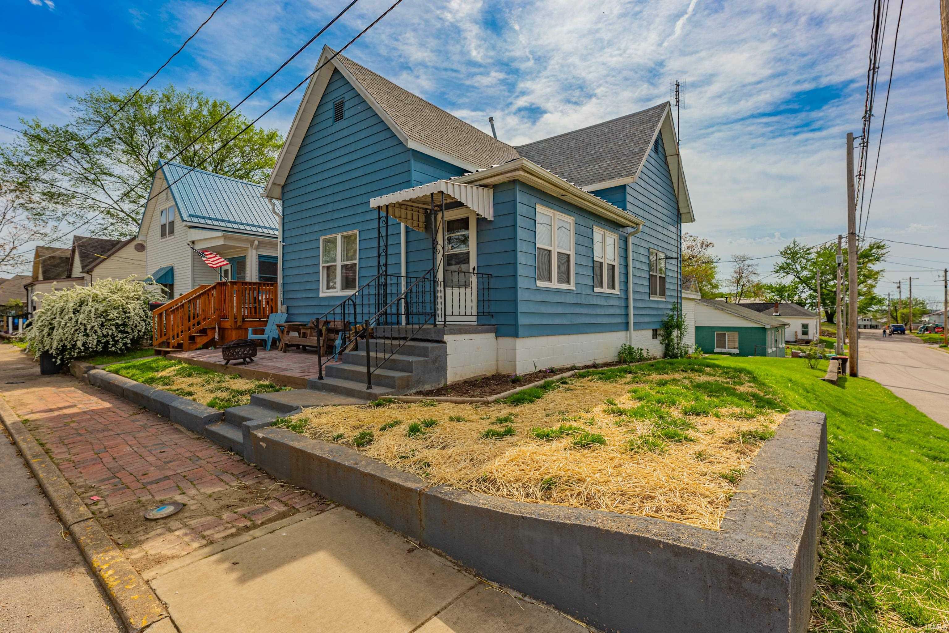 Property Photo:  224 N Fifth Street  IN 47601 