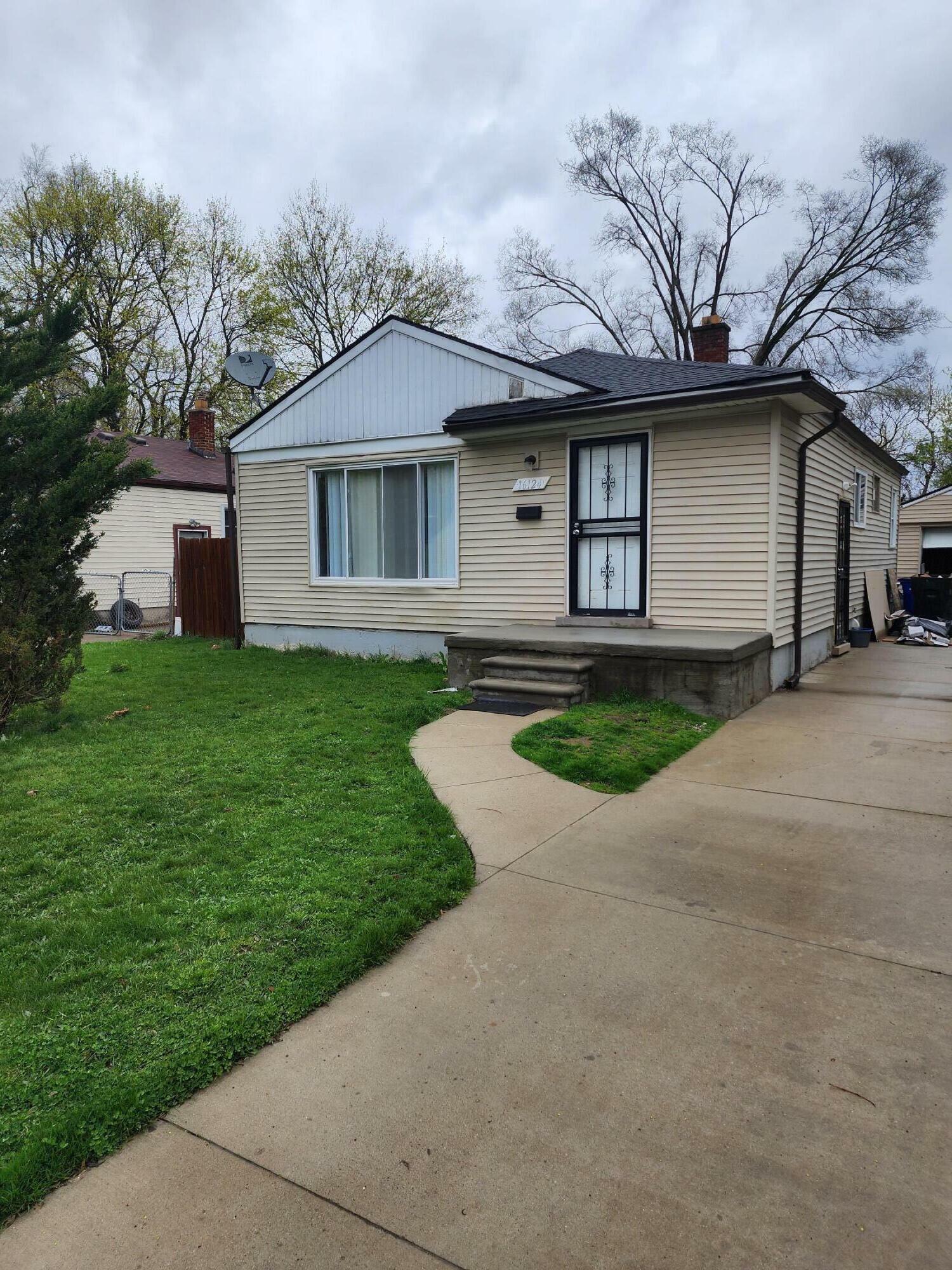 Property Photo: 16124 Wormer Avenue MI 48219