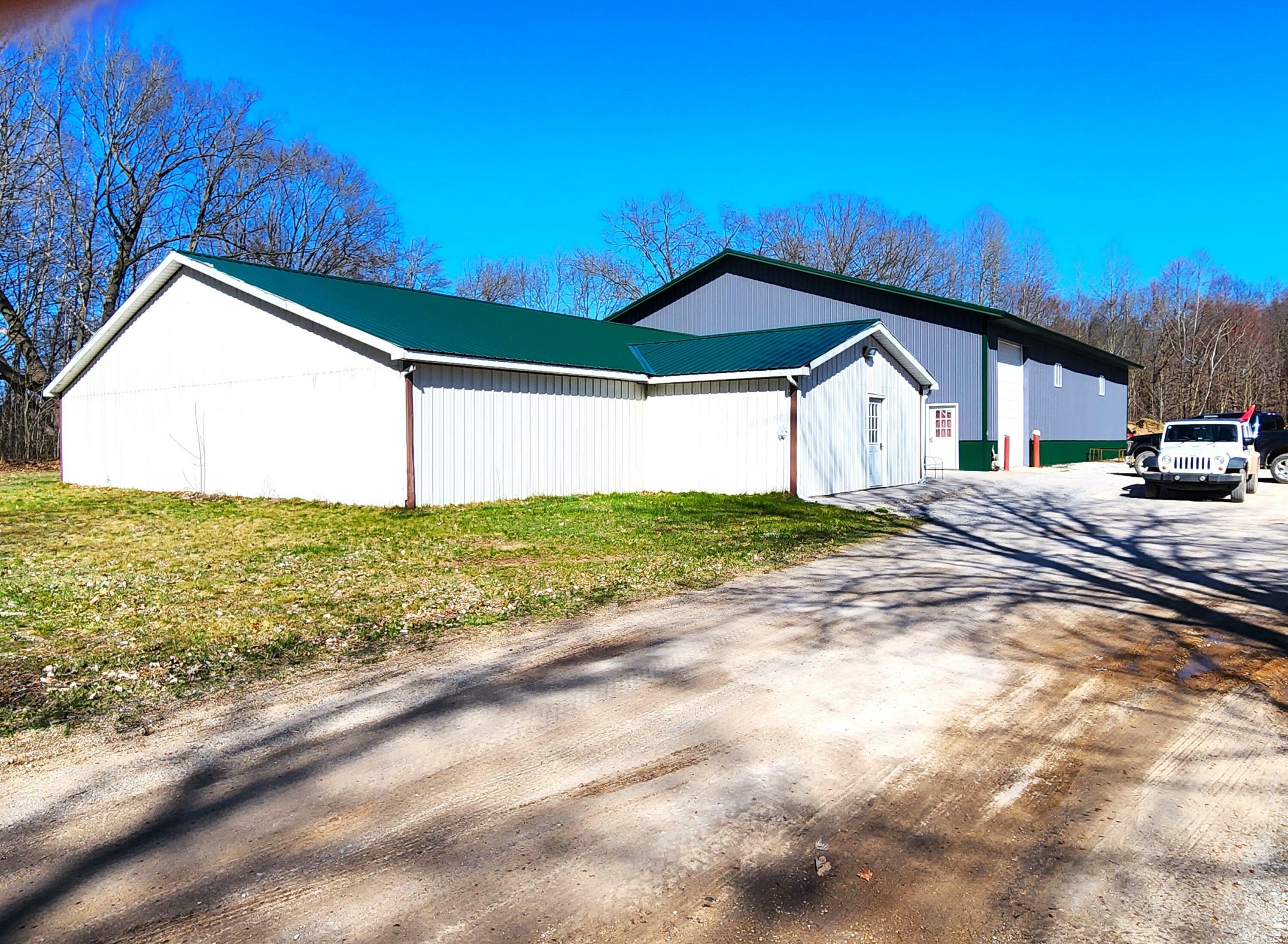 Property Photo:  9795 Lake Station Avenue  MI 48632 