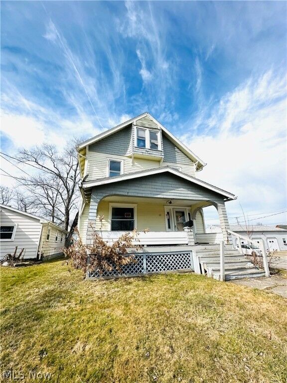 Property Photo:  18 Milton Avenue  OH 44509 