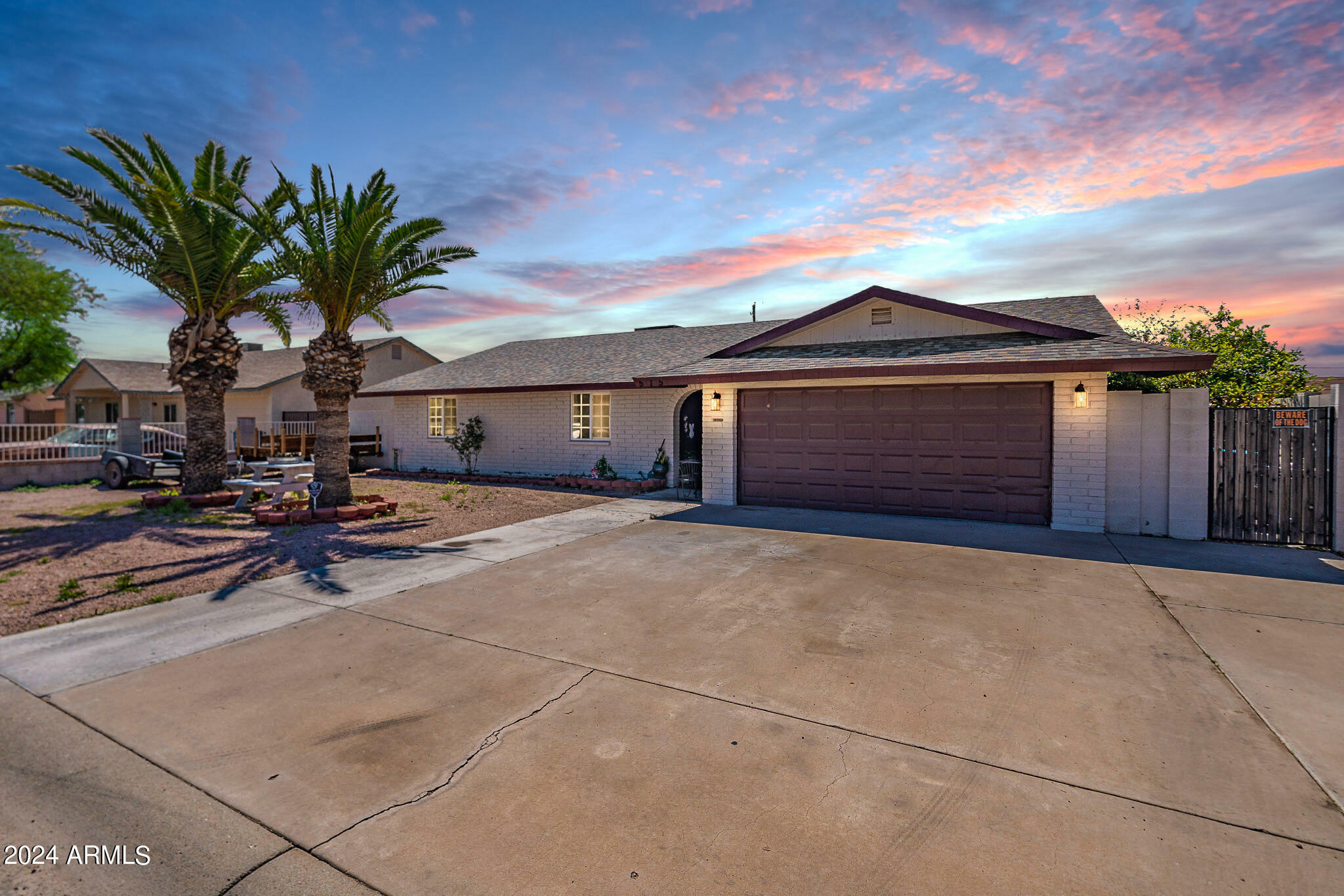 Property Photo:  515 E Kachina Avenue  AZ 85119 