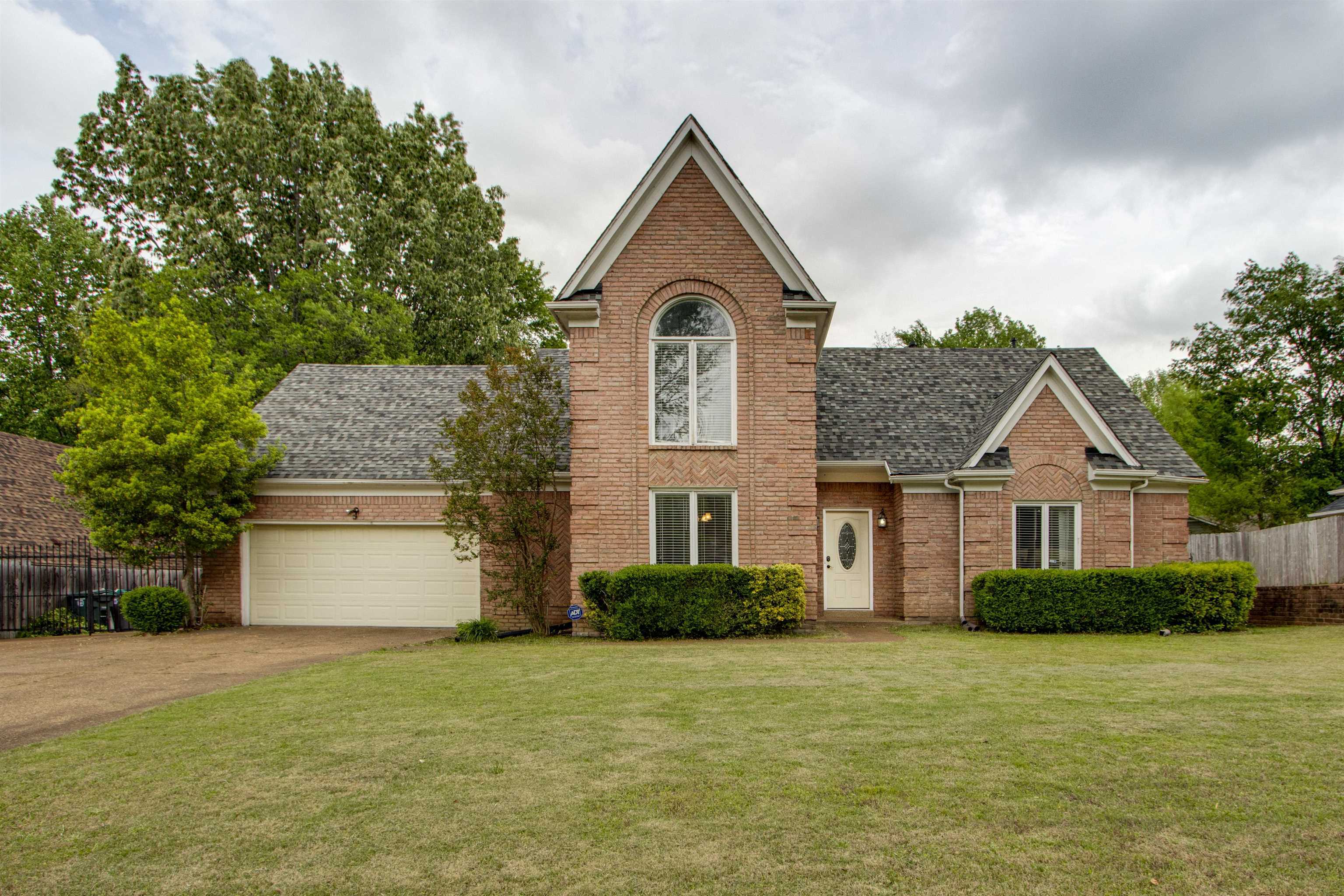 Property Photo:  322 Walnut Trace Dr  TN 38018 