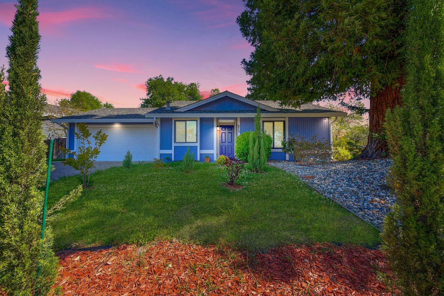 Property Photo: 673 Honey Way CA 95831