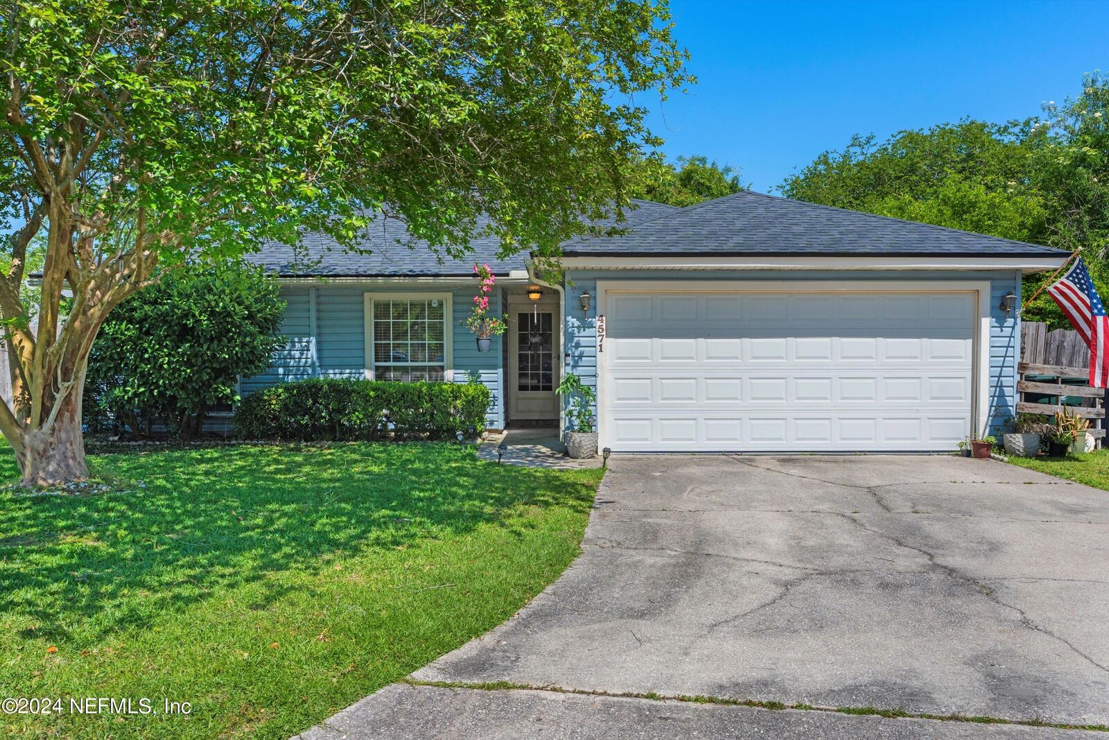 Property Photo:  4571 Arch Creek Drive  FL 32257 