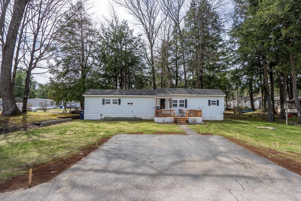 Property Photo: 28 Willow Street NH 03276