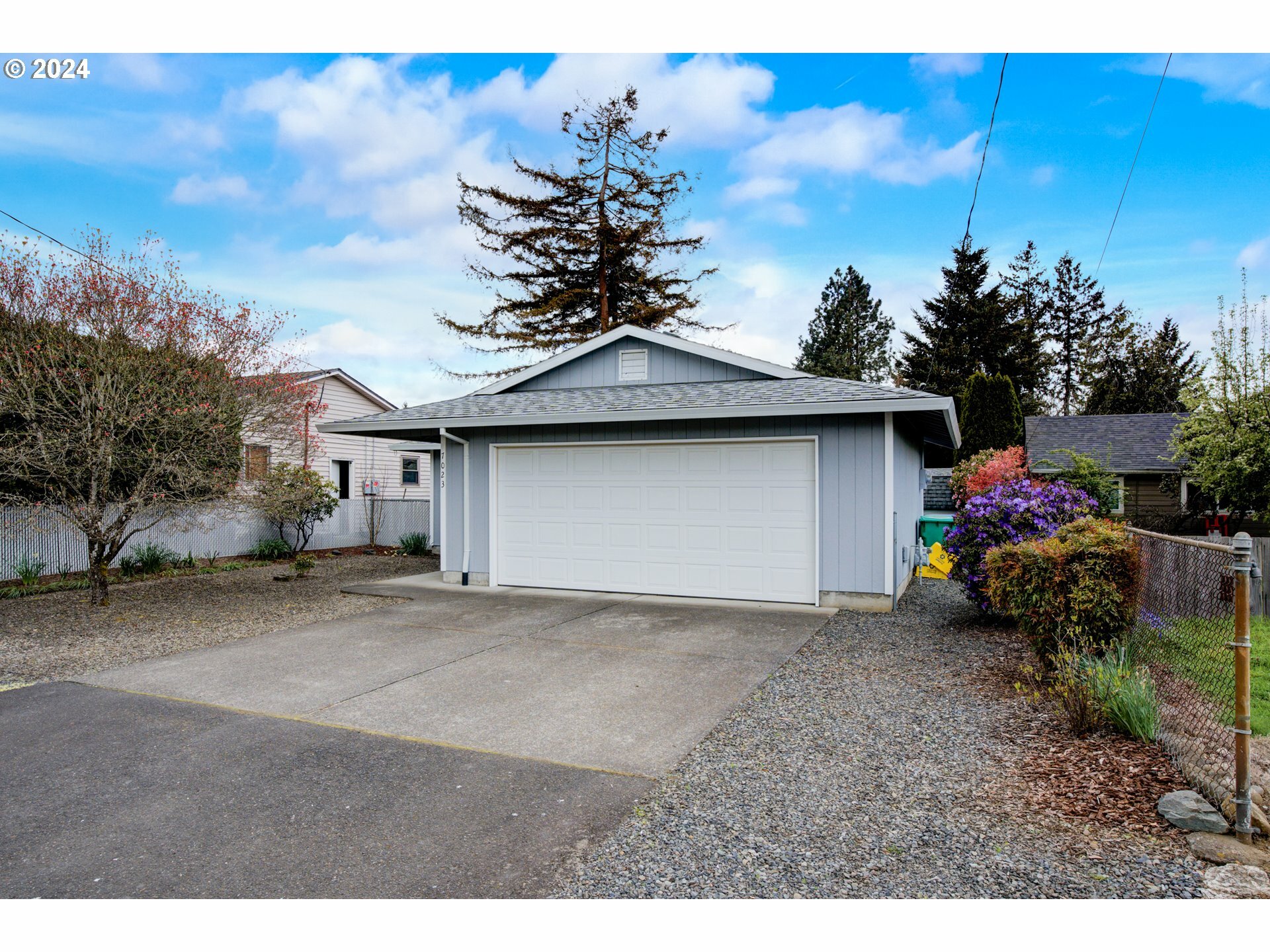 Property Photo:  7023 SE 67th Ave  OR 97206 