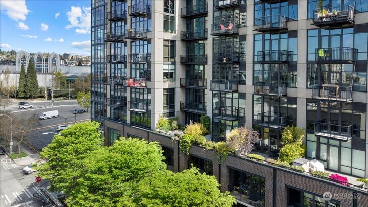 Property Photo: 2720 3rd Avenue 513 WA 98121