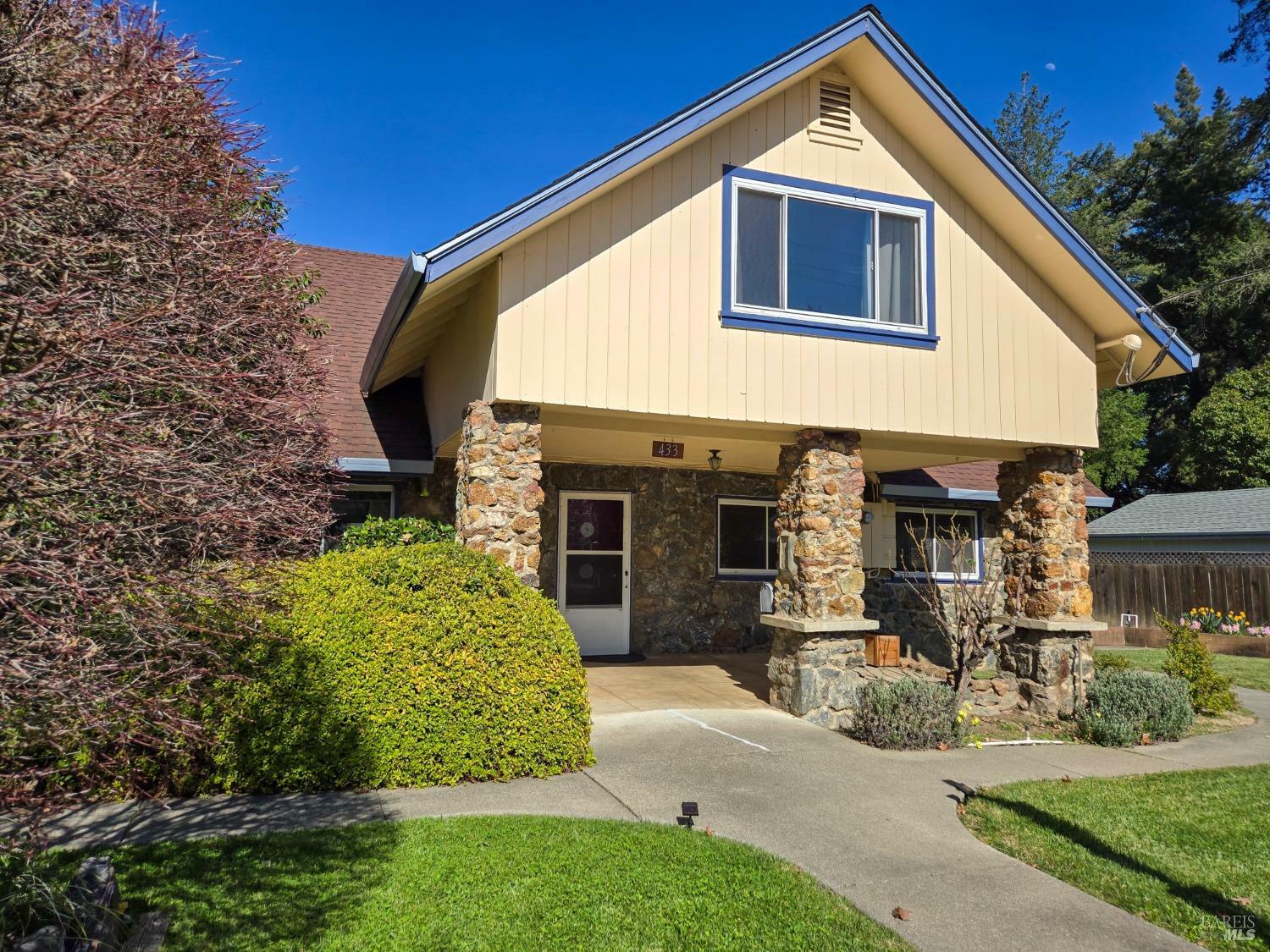 Property Photo: 433 Park Boulevard CA 95482