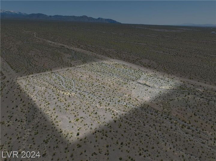 Property Photo: 2190 East Bell Vista Avenue NV 89060