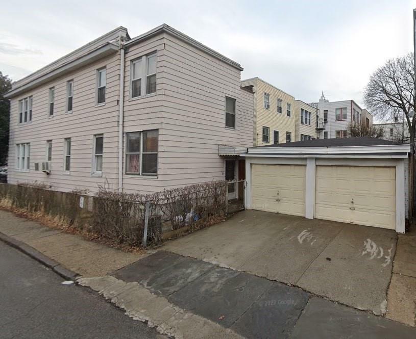 Property Photo: 1432 Saint Lawrence Avenue NY 10460