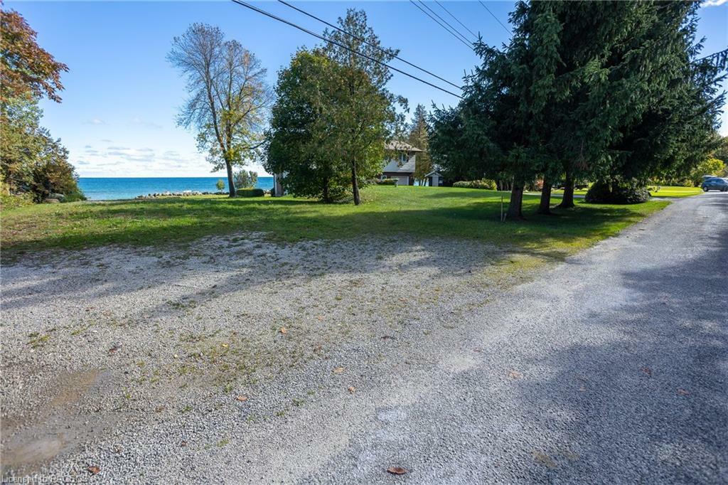 Property Photo:  223 Lakeshore Road S  ON N4L 0A7 