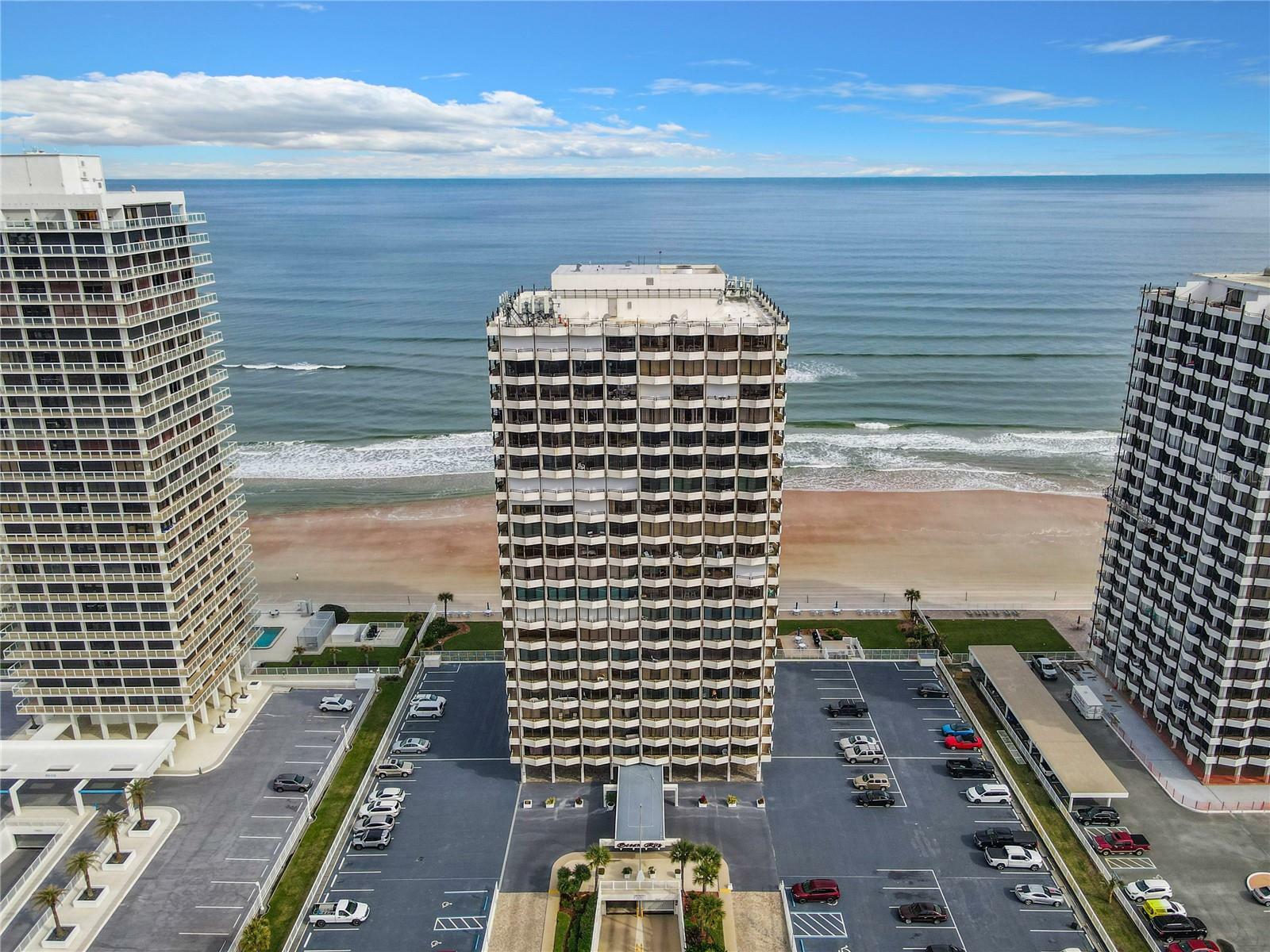 Property Photo: 2900 N Atlantic Avenue 1905 FL 32118