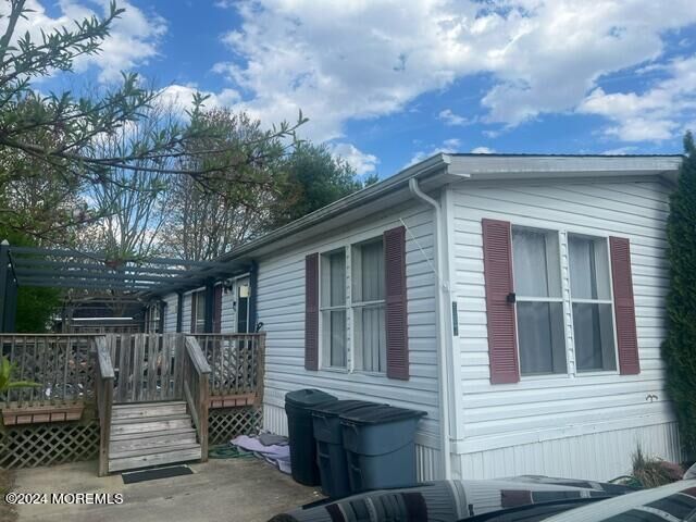 Property Photo:  1991 Nj 37  NJ 08757 