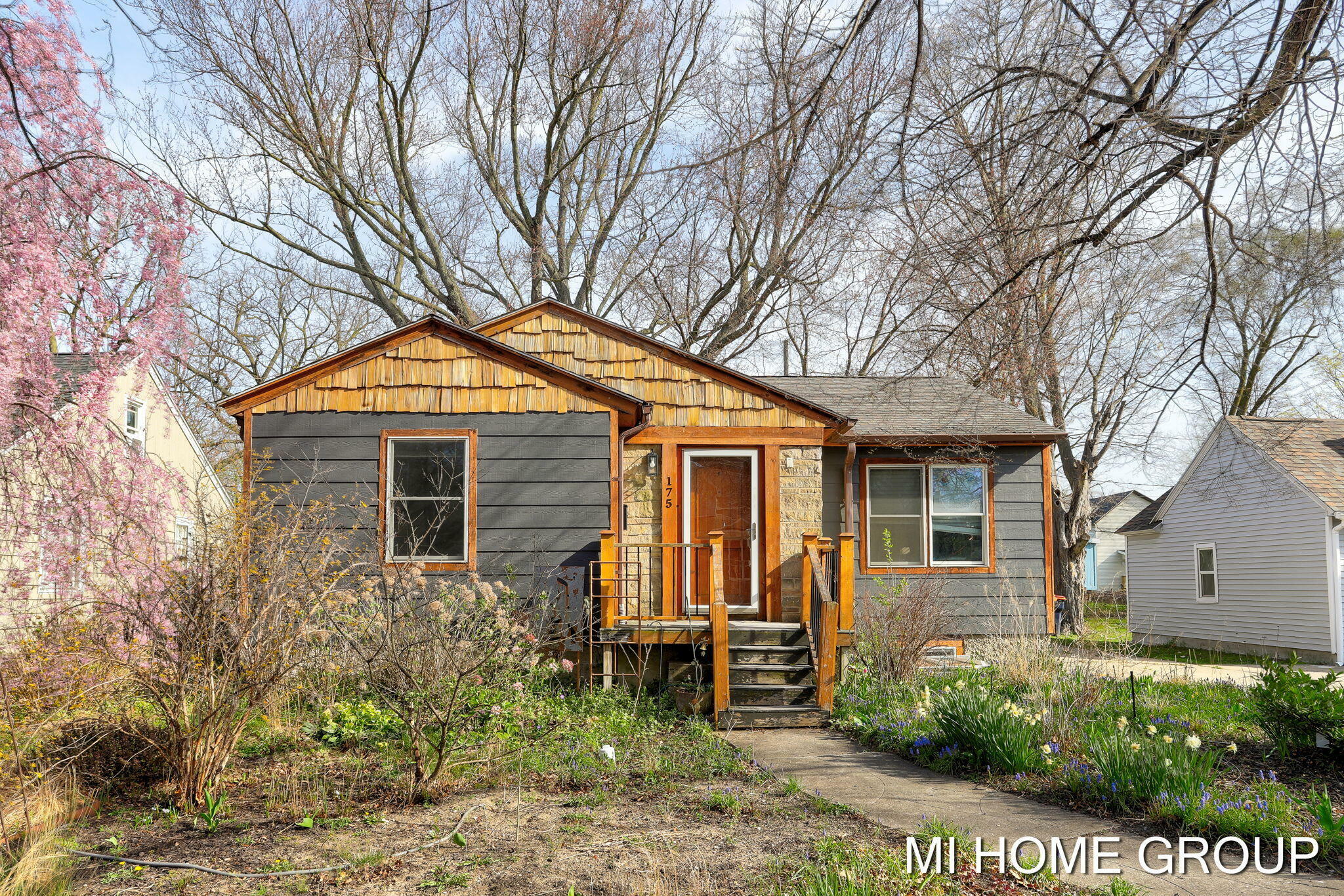 Property Photo: 175 W 10th Street MI 49423