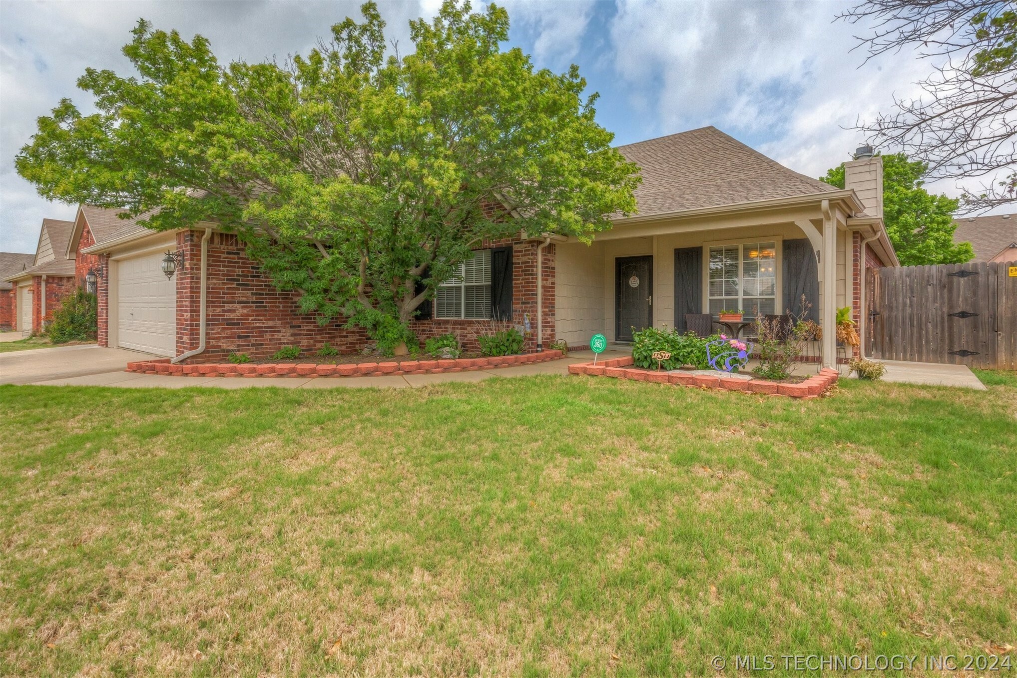 Property Photo:  1707 W 120th Street S  OK 74037 