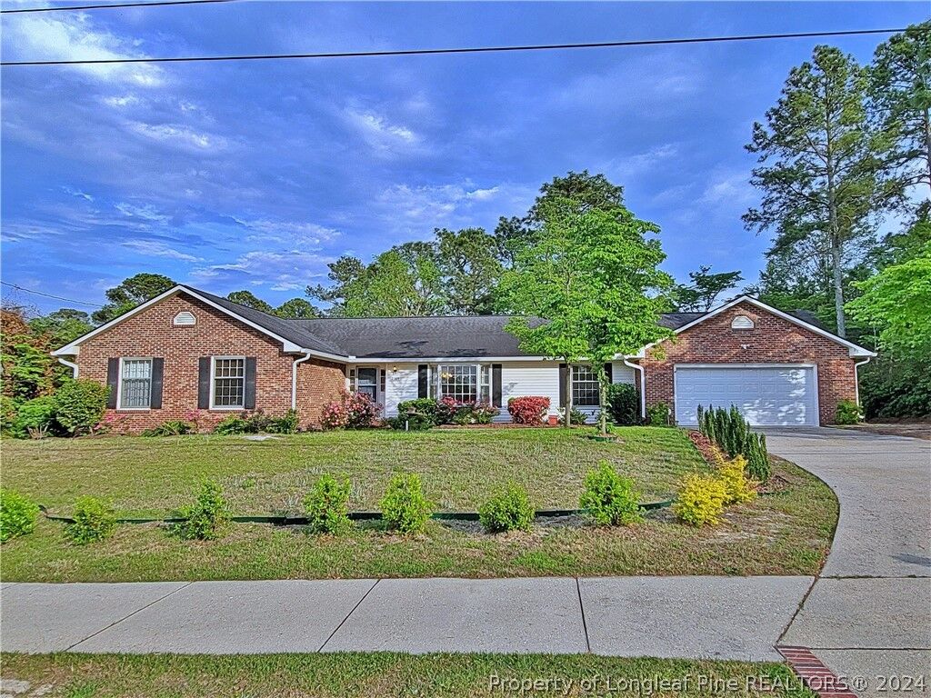 Property Photo: 2309 Village Drive NC 28304