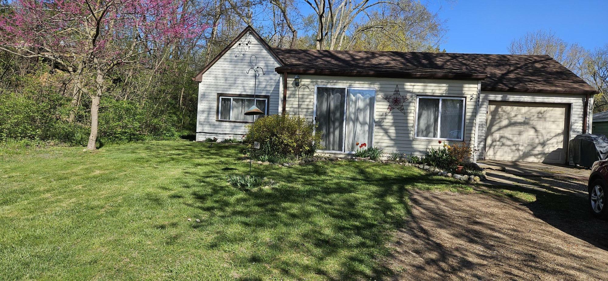 Property Photo:  11841 Beech Road  MI 49230 