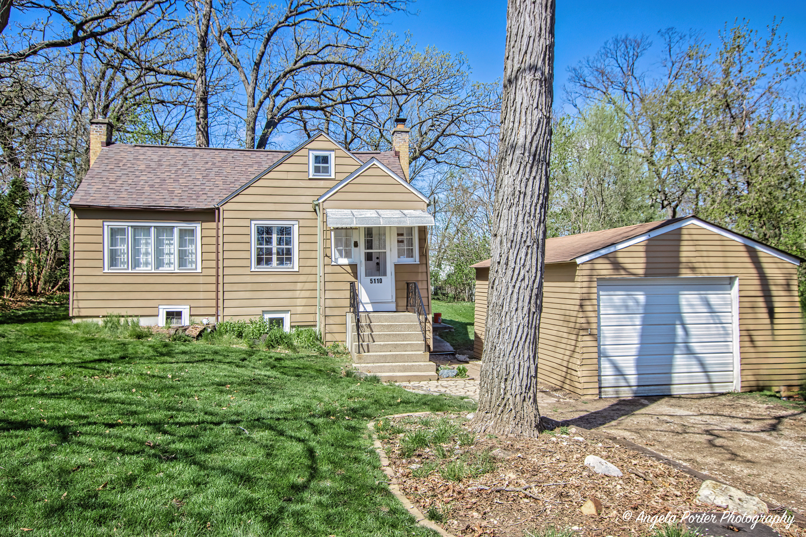 Property Photo:  5110 Maplehill Drive  IL 60050 