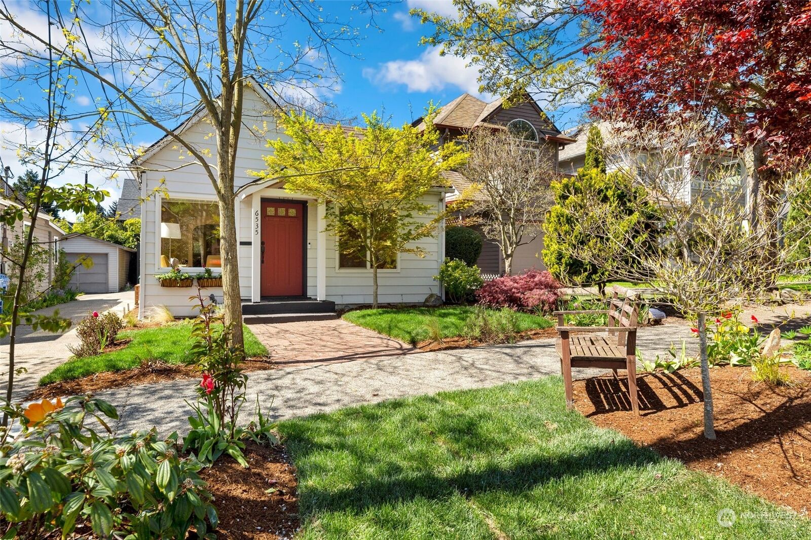 Property Photo: 6535 25th Avenue NW WA 98117