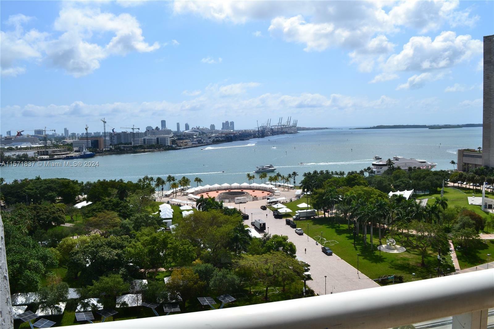 Property Photo:  50 Biscayne Blvd 1408  FL 33132 