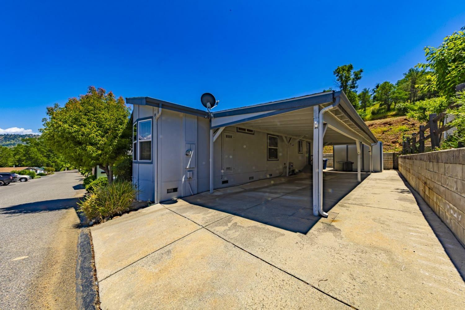 Property Photo:  46041 Road 415 10  CA 93614 