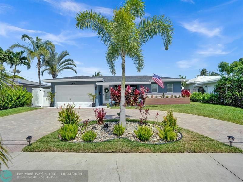 Property Photo:  440 SE 6th Ave  FL 33060 