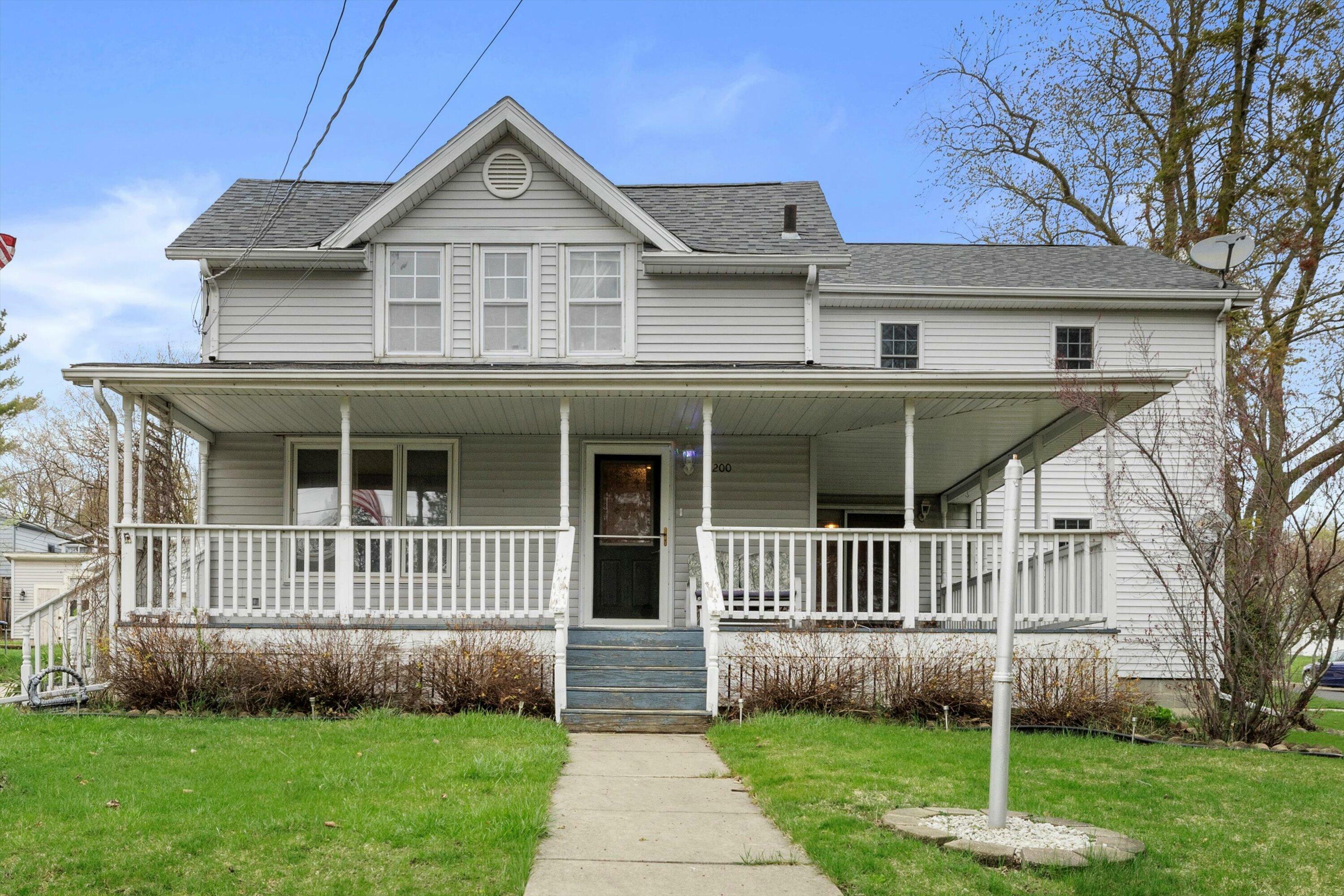 Property Photo:  200 Maple Ave  WI 53525 