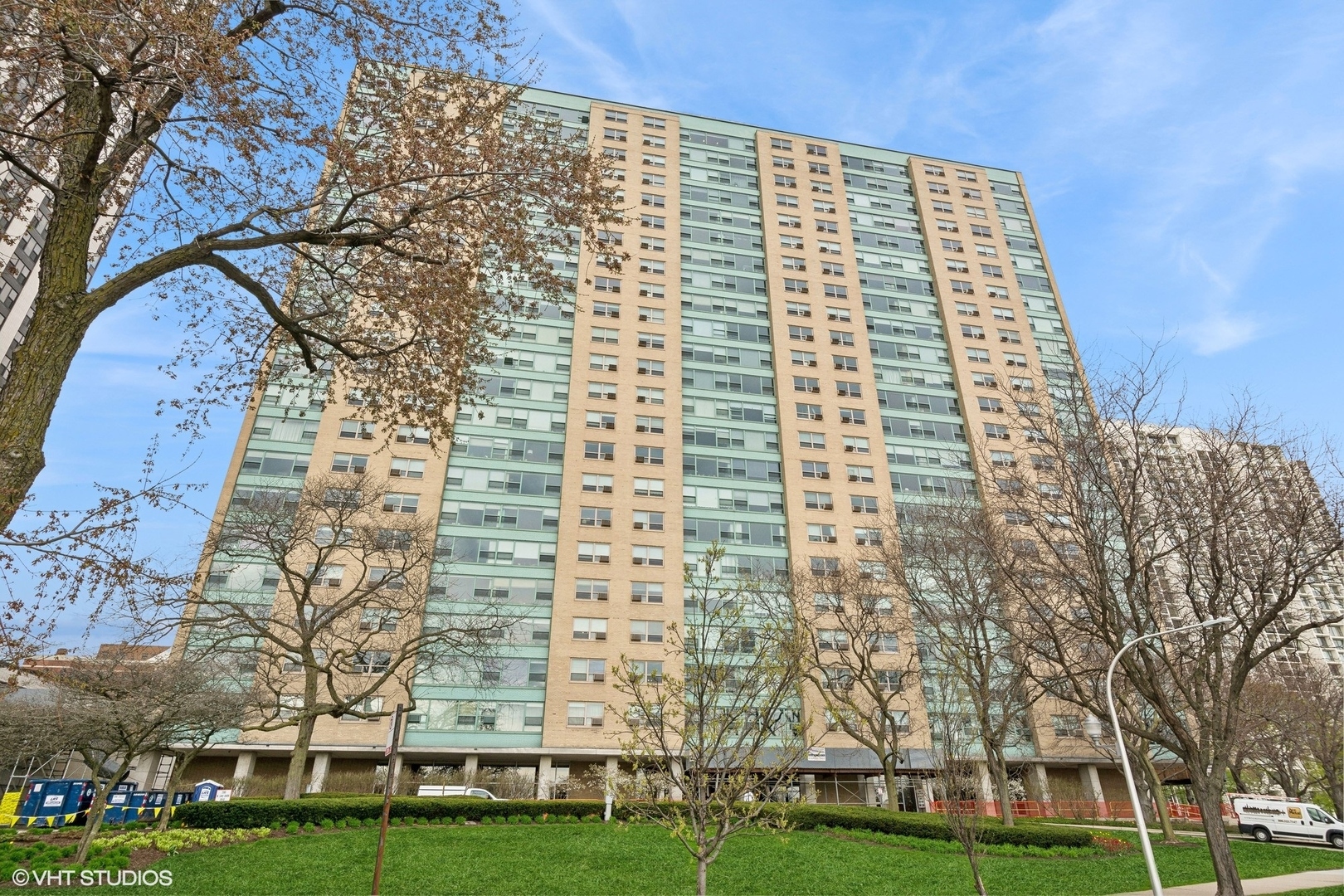Property Photo: 3180 N Lake Shore Drive 5D IL 60657