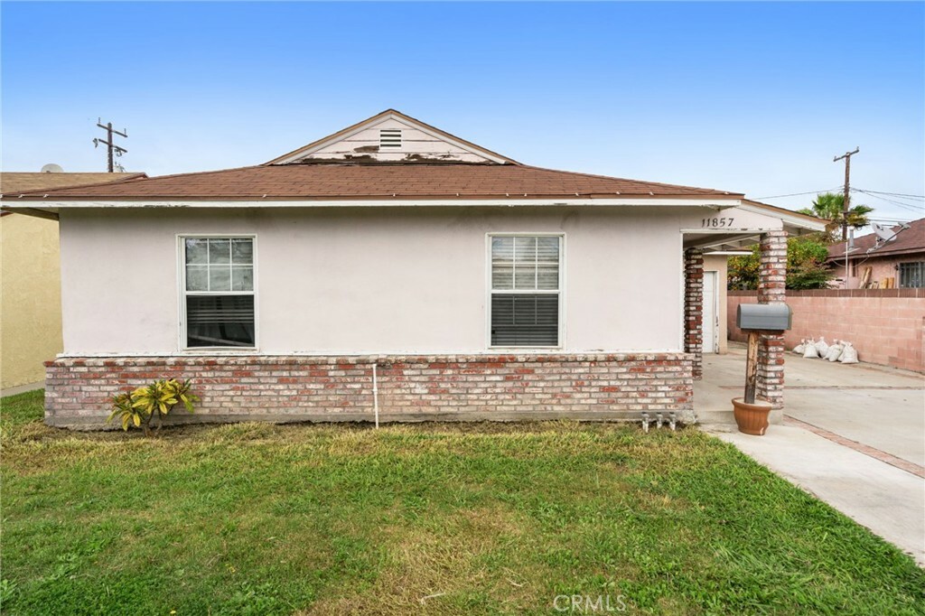 Property Photo:  11857 Hercules St  CA 90650 