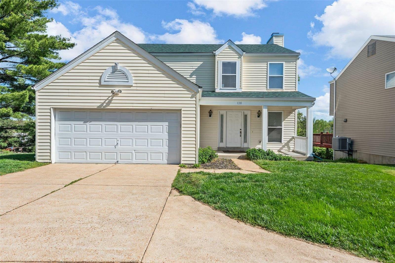 128 Cascade Circle Drive  Ballwin MO 63021 photo