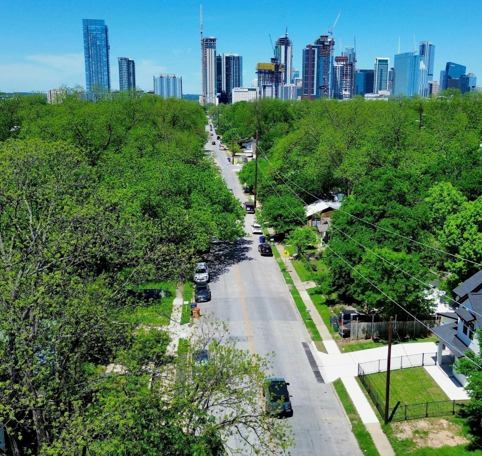 Property Photo:  1808 Holly Street  TX 78702 