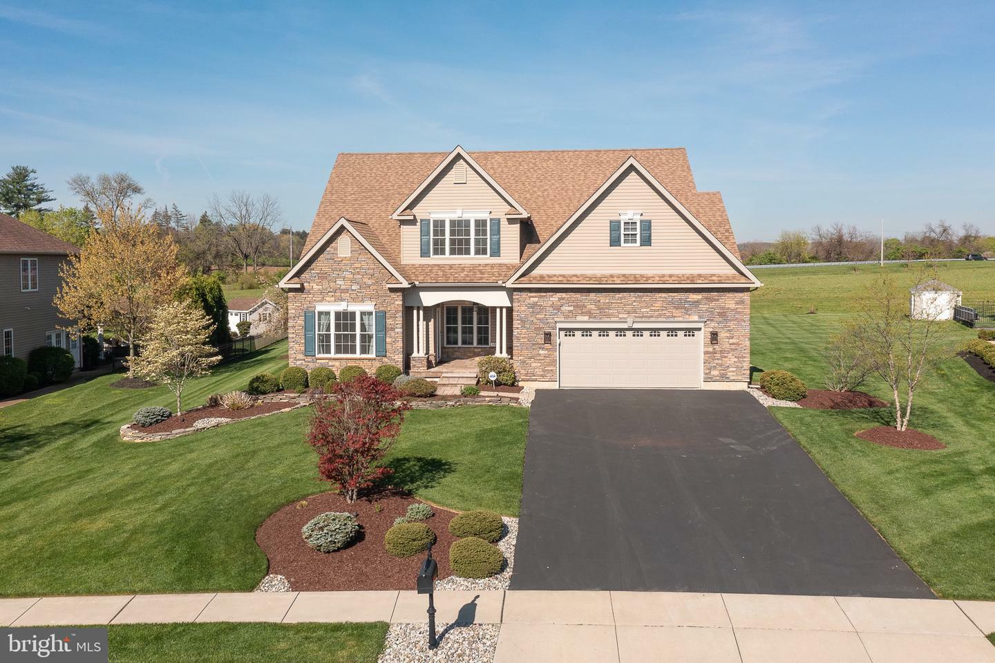 Property Photo: 3915 White Barn Lane PA 18045